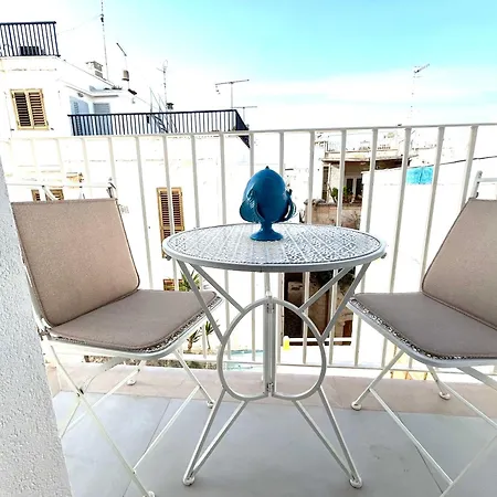 ゲストハウス La Piazzetta Luxury 4*