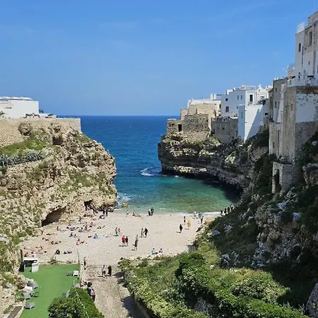 La Piazzetta Luxury ゲストハウス ポリニャーノ・ア・マーレ